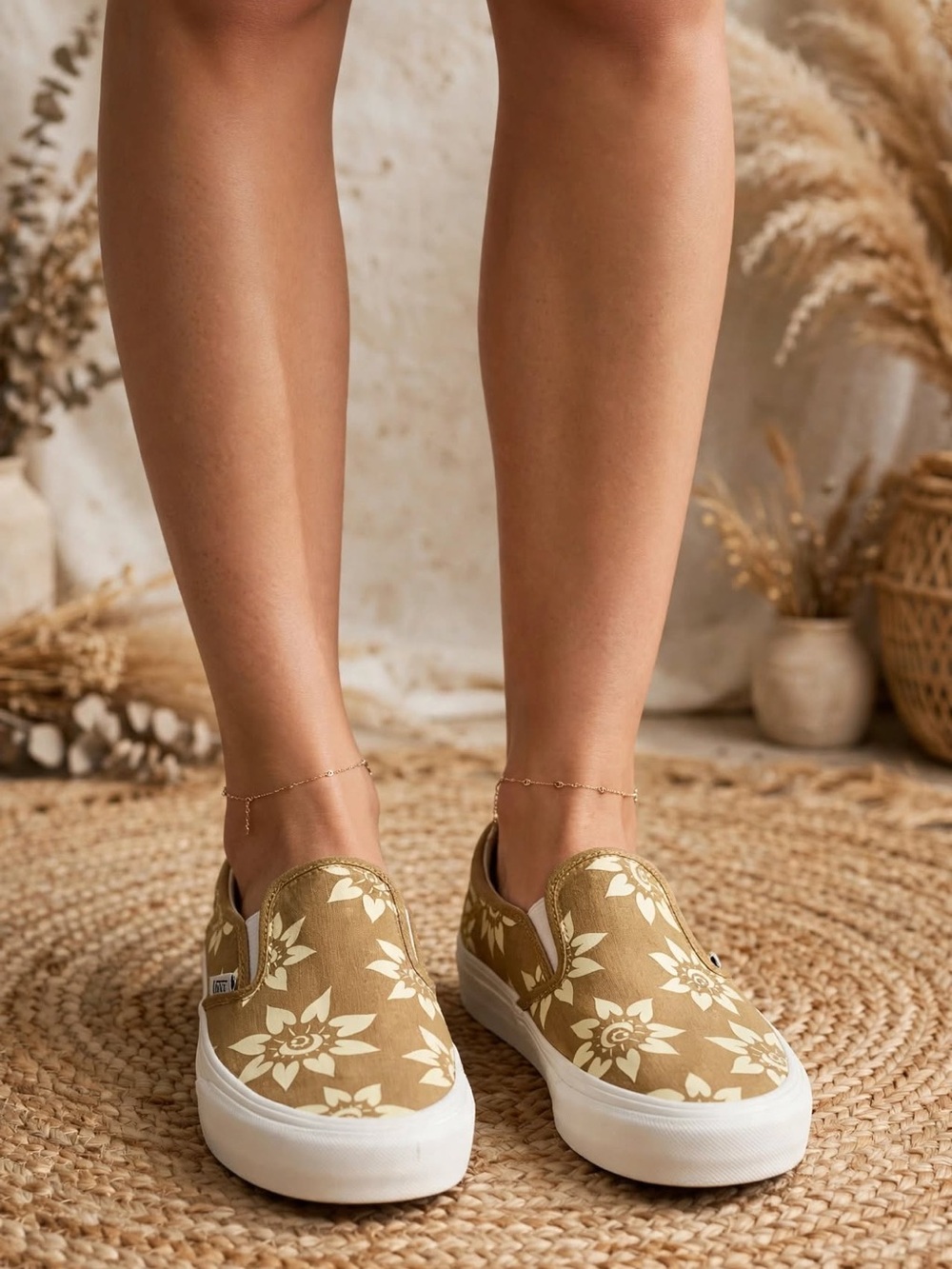 Vans Slip-On VR3 SF Trippy Floral Mustard Gold/White – Women's 8.5 / Men's 7